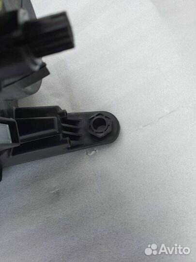 Фара левая skoda rapid 5JB941017