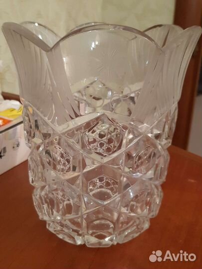 Хрустальная ваза с Олимпийской символикой СССР