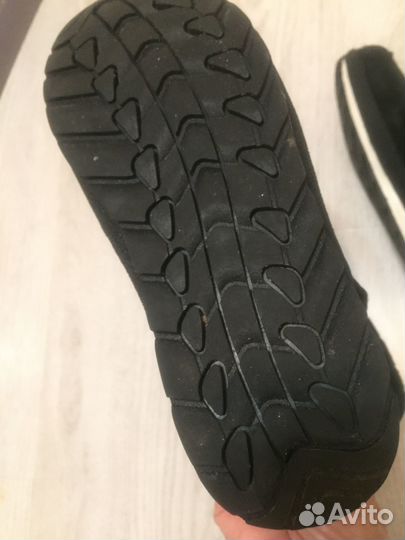 Кроссовки фирменные H&M,р.26