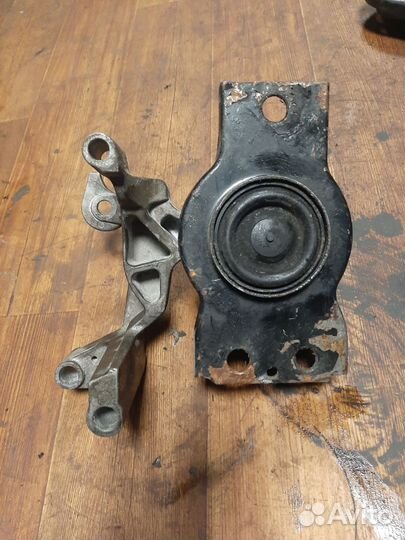 Опора двигателя nissan qashqai j10