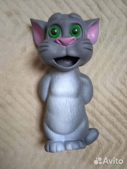 Кричащий Том