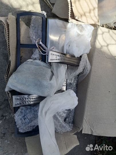 Дверь входная металлическая новая коричневая