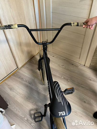 Велосипед BMX 713bikes black + пеги