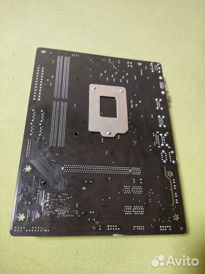 Комплект H310M S2 + Pentium G4400 + 8 гб