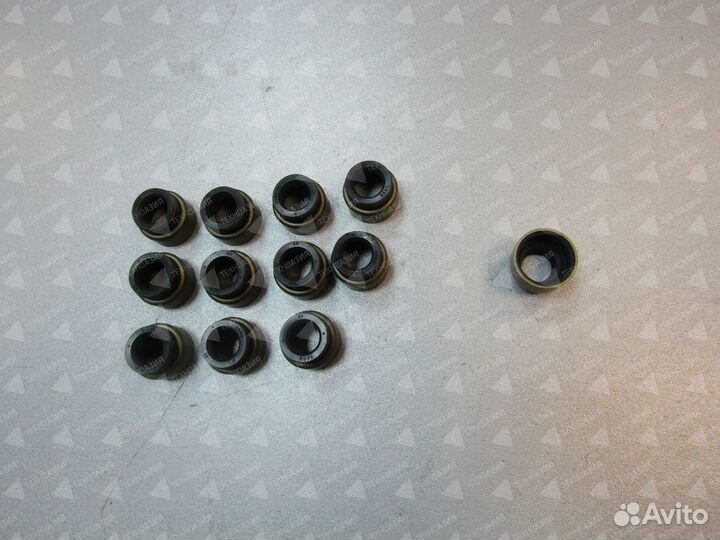 Маслосъемный колпачок Weichai WD10G220/WD615G220