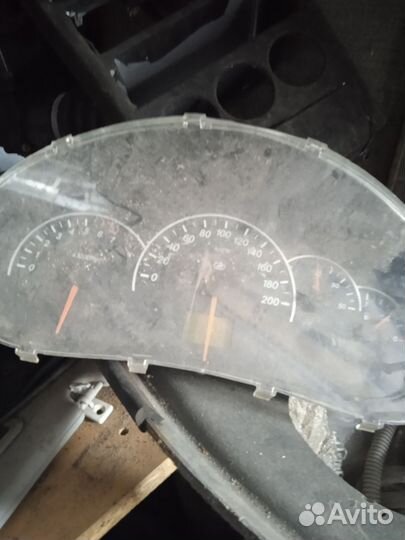 Запчасти на priora