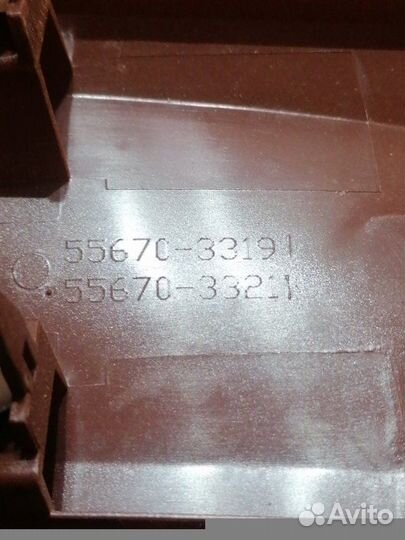 Дефлектор воздушный передний правый Toyota Camry