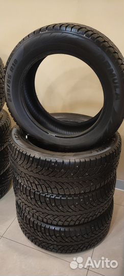 Formula Ice 235/55 R18 104T