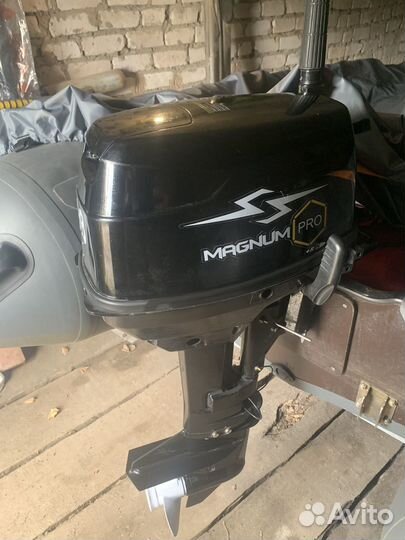 Продам лодочный мотор magnum PRO 9,8