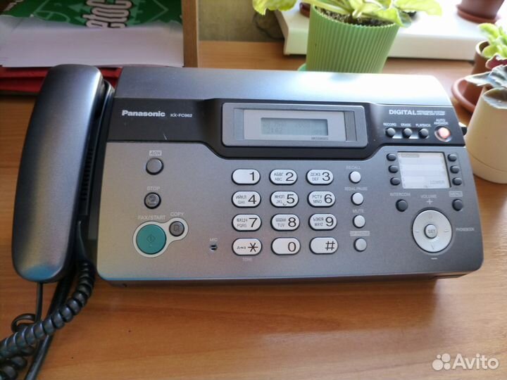 Тел/факс Panasonic,лотки вертикальные для хранения