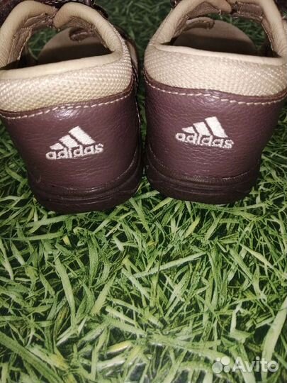Сандали Adidas 26 размер