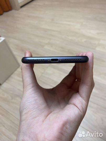 iPhone 8 plus 64gb
