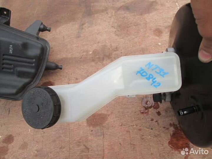 Главный тормозной цилиндр Nissan Xtrail NT31