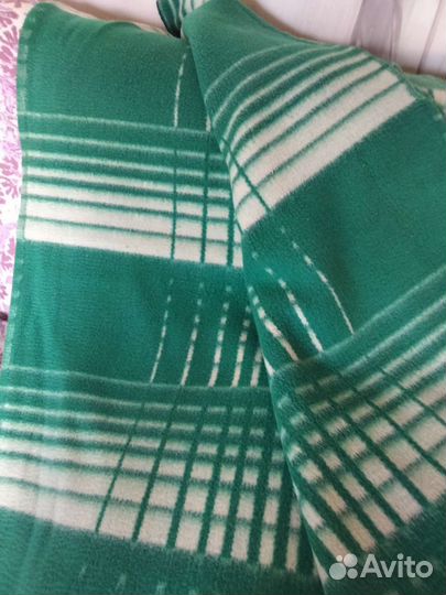 Одеяло шерстяное