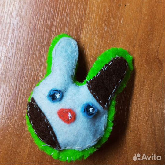 Значок из фетра для детей и взрослых
