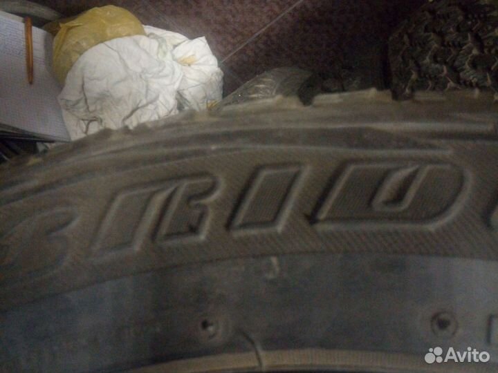 Bridgestone Blizzak DM-V1 235/55 R18