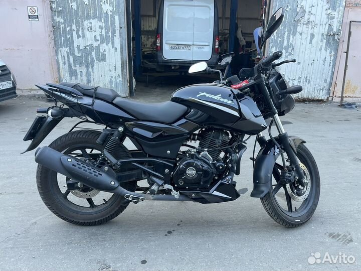 Bajaj Pulsar 180