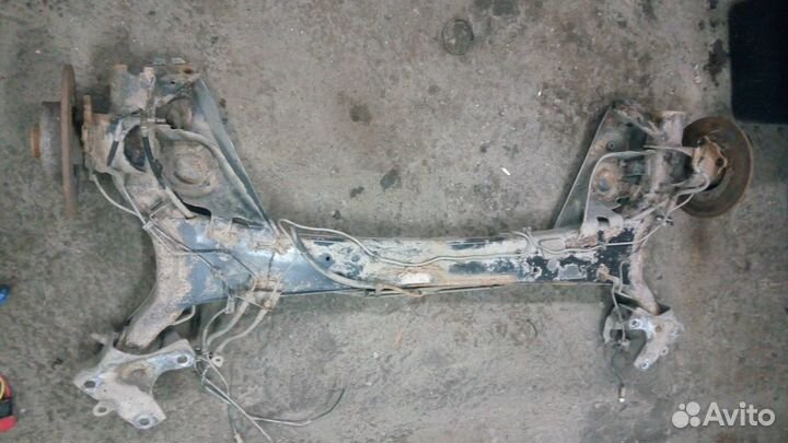 Задняя балка на Рено сценик 2 1.6 МКПП