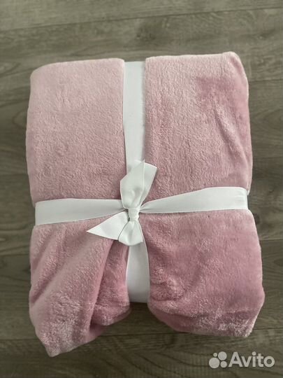 Плед розовый 150/200