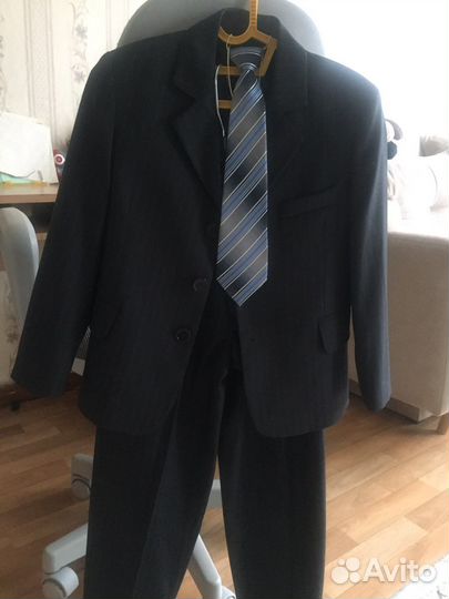 Школьный костюм