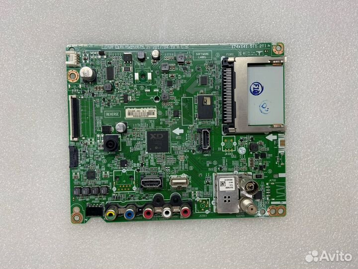 Телевизор LG 32LJ510U-ZA в разборе