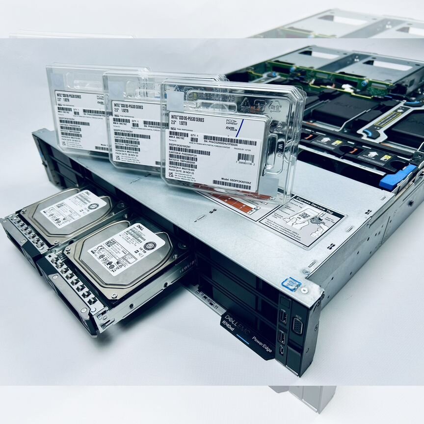 [R740XD] Сервер Dell 12lff 4nvme 8269cy 384gb R740xd