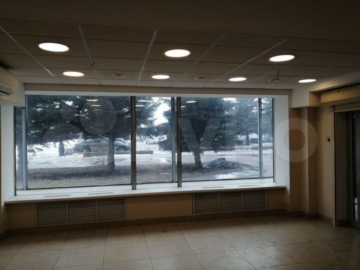 Помещение под магазин, офис фирмы, 60 м²