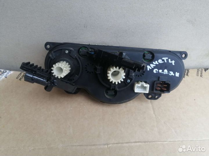 Блок управления печкой Chevrolet lacheti