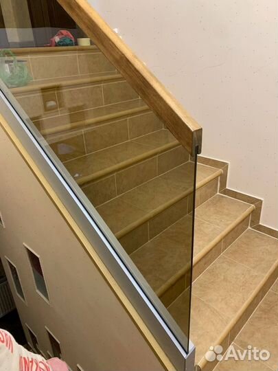 Лестничные ограждения из стекла