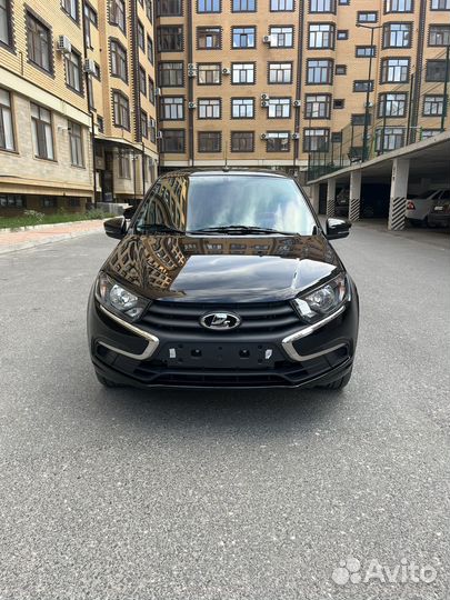 LADA Granta 1.6 МТ, 2023, 1 700 км