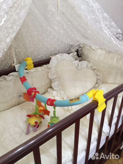 Детская кроватка