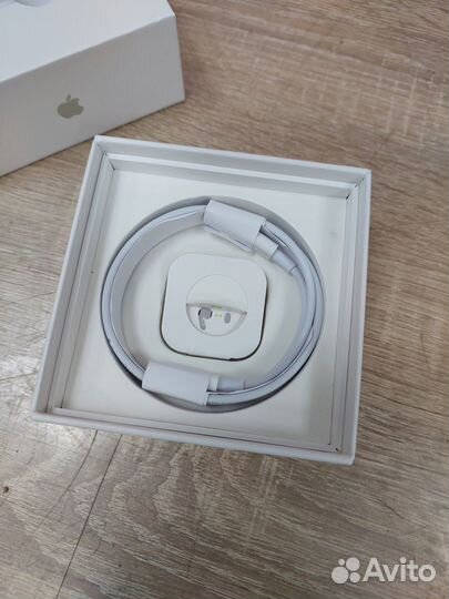 Наушники AirPods Pro