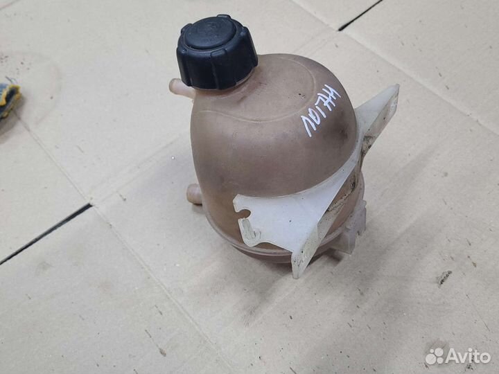 Бачок расширительный Renault Logan 1 2005-2014