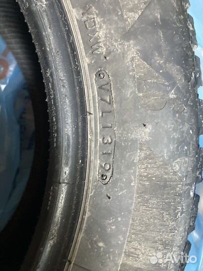 Bridgestone Ice Cruiser 7000S 205/60 R16
