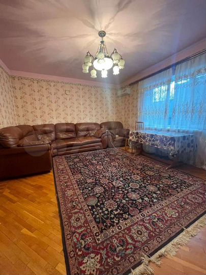 Дом 247 м² на участке 4,2 сот.