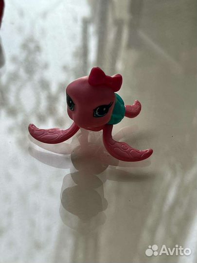 Лагуна Блю - С питомцем