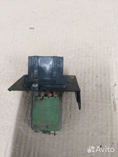 Резистор печки Volkswagen, seat. skoda