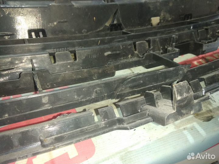 Решетка радиатора Форд Эксплорер