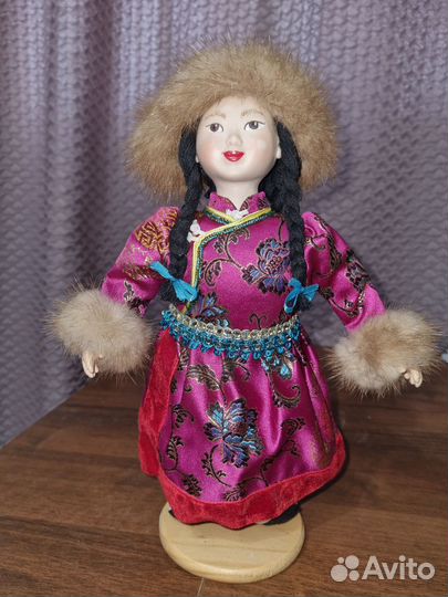 Кукла фарфоровая коллекционная