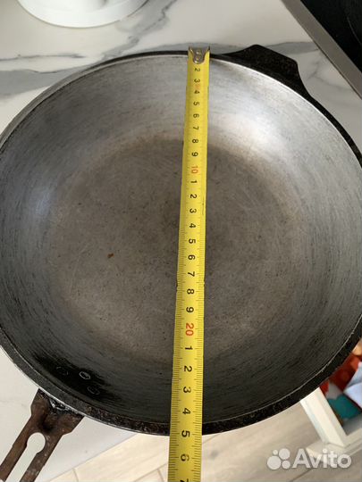 Чугунная скороводка со сьемной ручкой