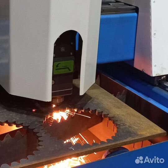 Станок лазерной резки металла бу В наличии