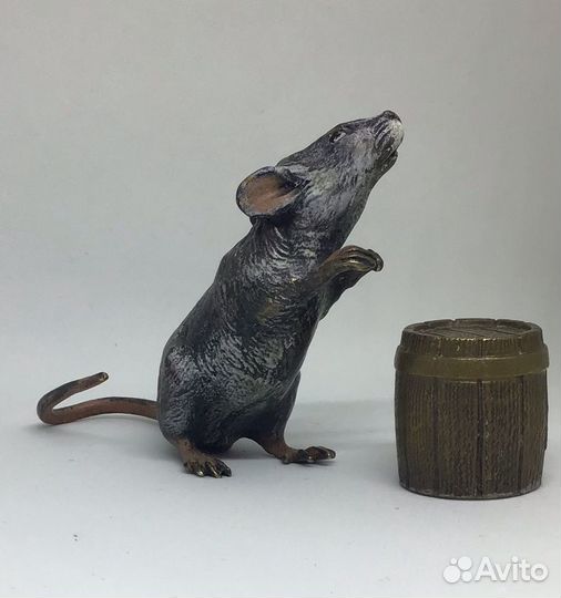 Бронза крыса антиквариат Bergman литера В в