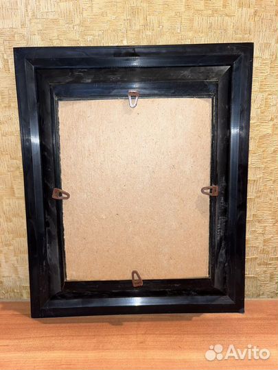 Рамки на фото пластмассовые