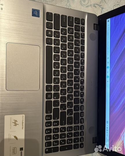 Ноутбук Asus vivobook max
