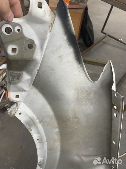 Крыло toyota rav 4
