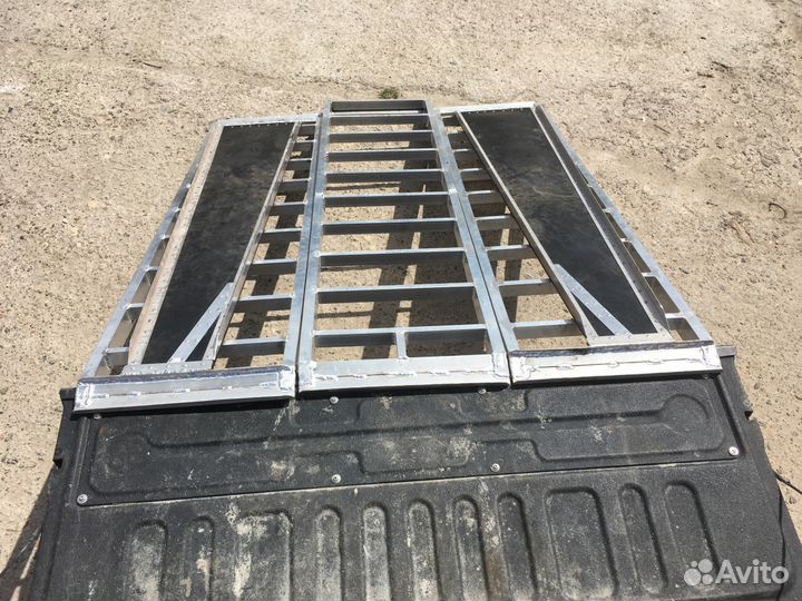 Заезд в кузов пикапа