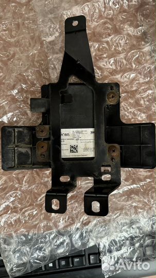 Датчик слепых зон правый Hyundai Grand Santa Fe