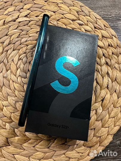 Samsung Galaxy S22+, 8/256 ГБ