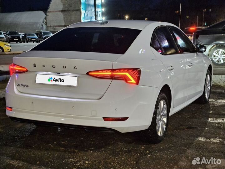 Skoda Octavia 1.4 AT, 2021, 43 800 км