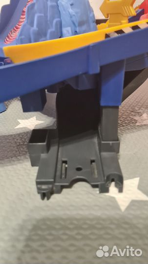 Hot wheels вулкан